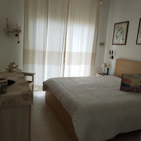 A Vacation That Becomes A Dream * Marina di Arbus